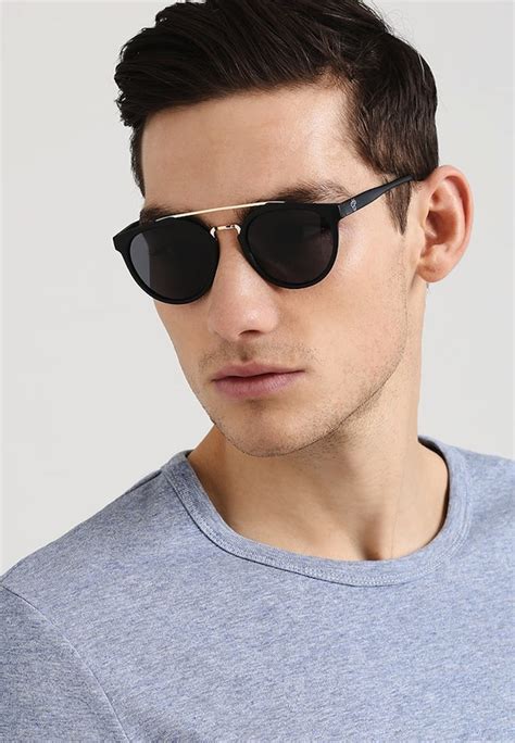 lunette givenchy homme prix|Lunettes de soleil de luxe pour Homme .